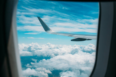 10 International Travel Tips (For First-Time Travelers) - Geometrical Pocket Tripod