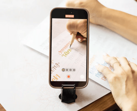 The Best Phone Tripod for Artists - Geometrical Pocket Tripod