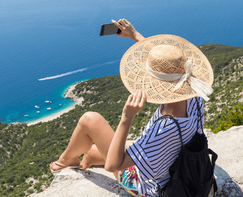 How to Take Photos as a Solo Traveler: Your Guide - Geometrical Pocket Tripod