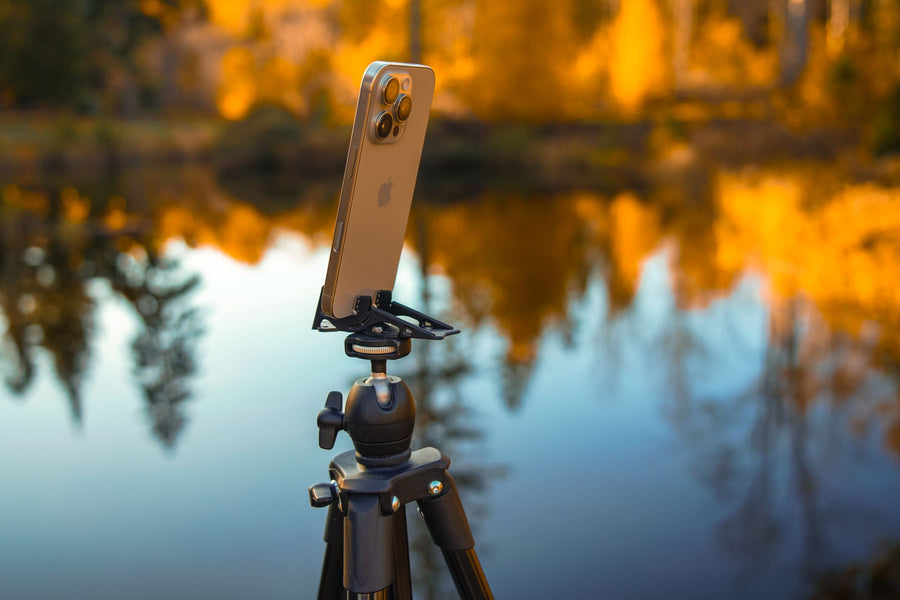 The lake reflecting behind