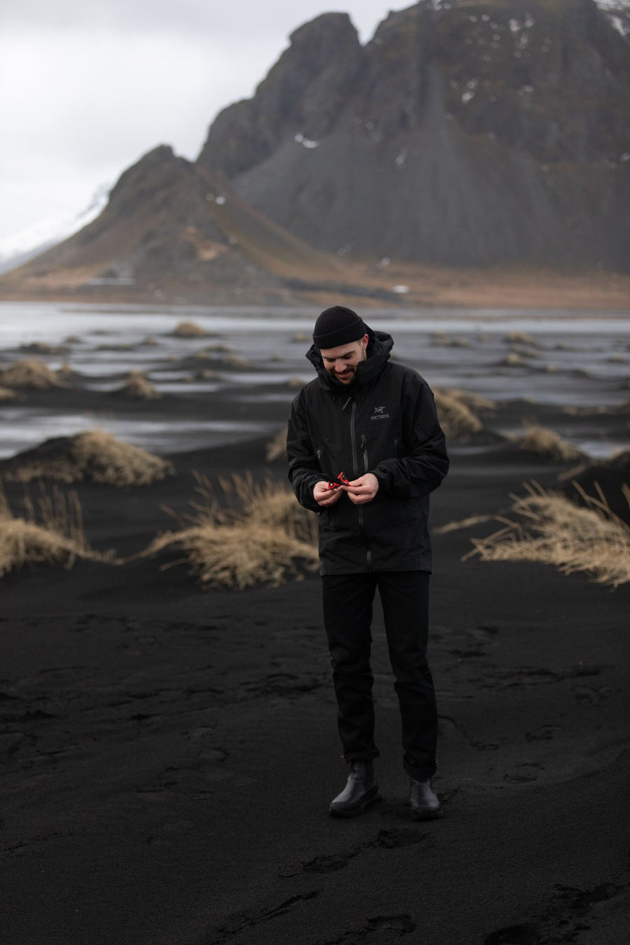 Pocket Tripod on black sand