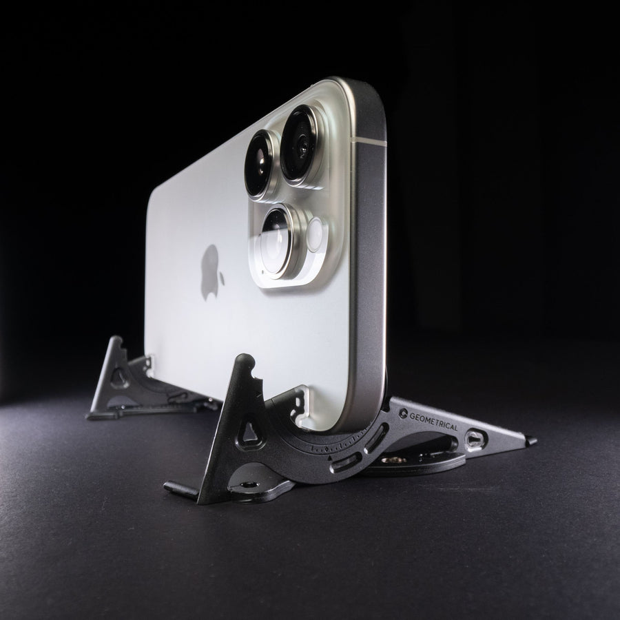 The adapters that hold the phone
